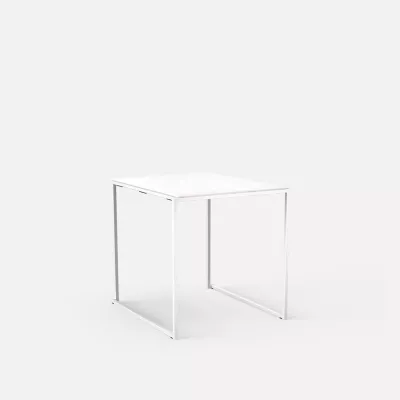 Nerum table empilable blanche 